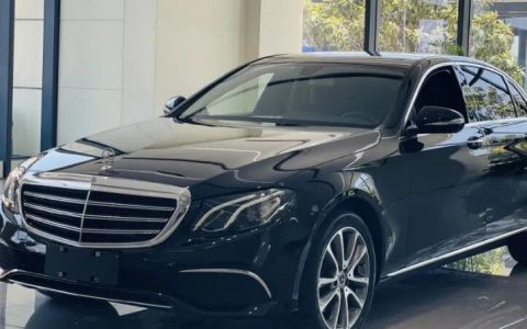 奔驰e300l新车报价2022款价格，47.99-56.29万(分期首付仅需14万)
