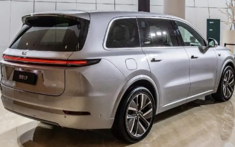 理想汽车2022款最新价格L9售价45万元(理想one售价34万元)