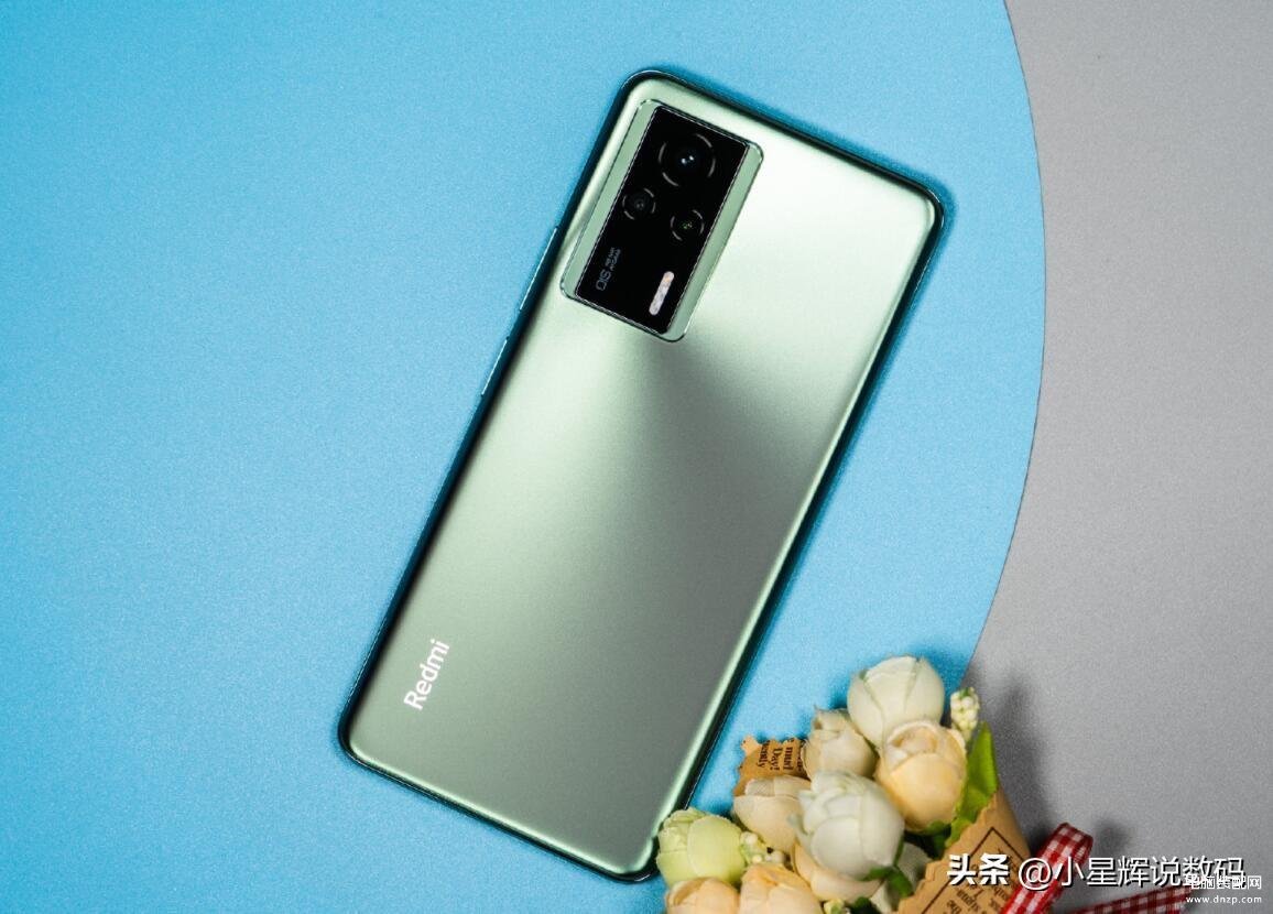 目前性价比最高的5g手机推荐（三款5G手机值得买）
